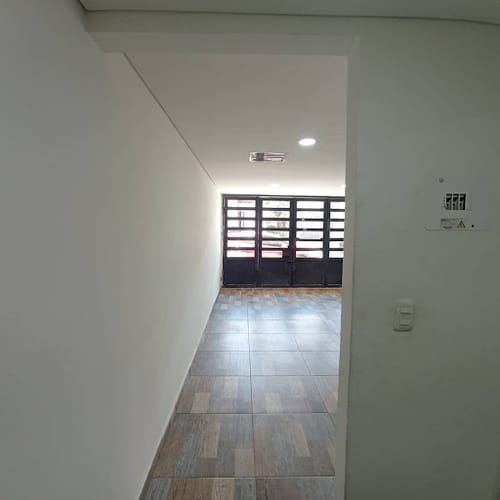 Local en arriendo en Colombia, Soacha, 25 m² · foto 10 de 20