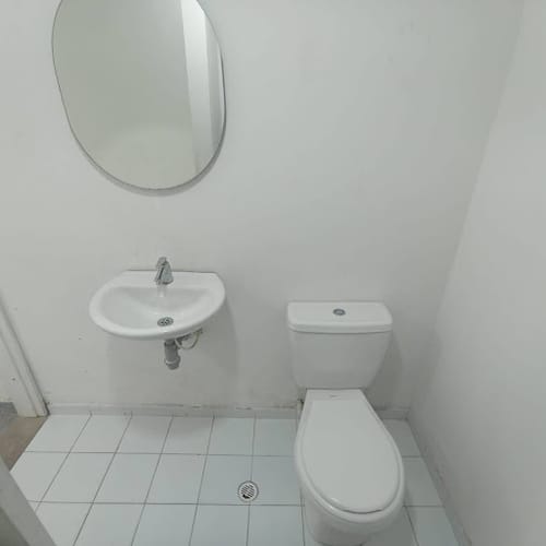 Local en arriendo en Colombia, Soacha, 25 m² · foto 18 de 20