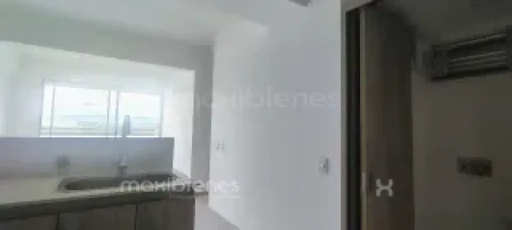 Apartamento de 3 alcobas en arriendo en Alcaravanes, Marinilla, 55 m² · foto 3 de 13