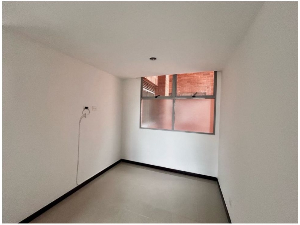 Apartamento en venta en Loma De Las Brujas, Envigado · foto 10 de 15