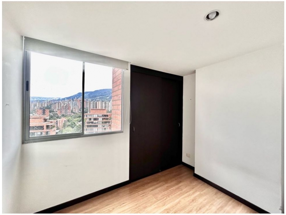Apartamento en venta en Loma De Las Brujas, Envigado · foto 11 de 15