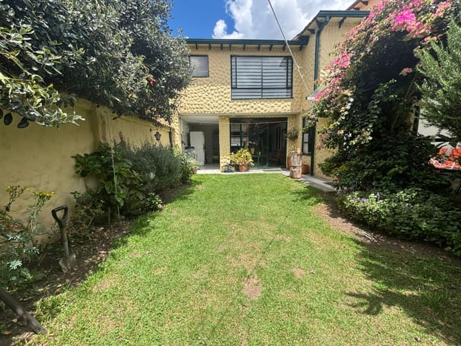 Casa de 4 alcobas en venta en Colina Campestre, Bogotá, 300 m² · foto 2 de 24