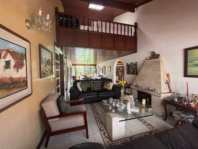 Casa de 4 alcobas en venta en Colina Campestre, Bogotá, 300 m² · foto 8 de 24