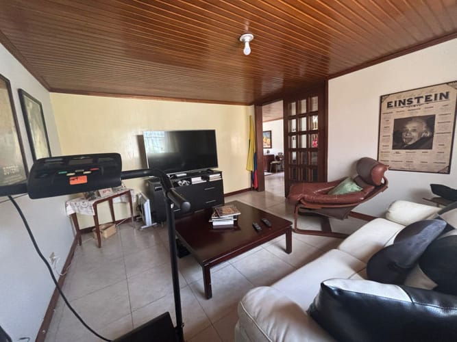 Casa de 4 alcobas en venta en Colina Campestre, Bogotá, 300 m² · foto 10 de 24