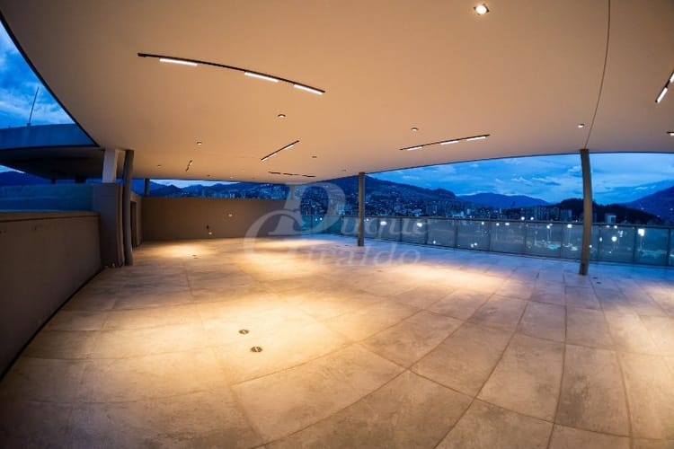 Oficina en arriendo en Laureles, Medellín, 270 m² · foto 3 de 21