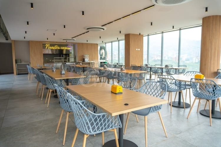 Oficina en arriendo en Laureles, Medellín, 270 m² · foto 6 de 21