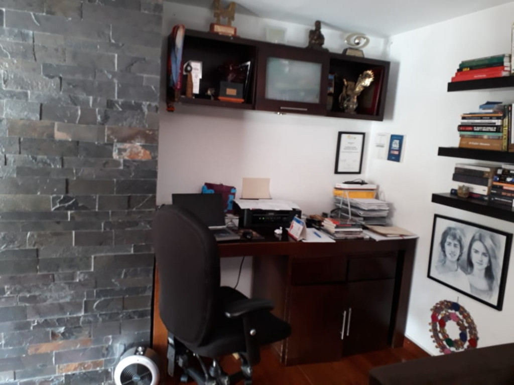 Apartamento en venta en Chicó Alto, Bogotá · foto 8 de 24