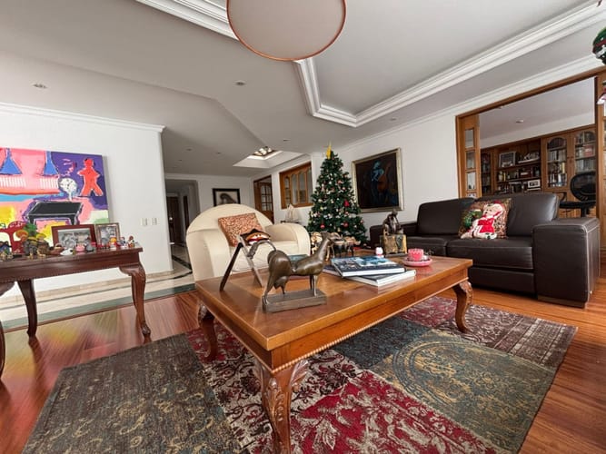 Casa de 3 alcobas en venta en Santa Barbara Alta, Bogotá, 394 m² · foto 8 de 24
