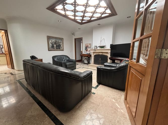Casa de 3 alcobas en venta en Santa Barbara Alta, Bogotá, 394 m² · foto 10 de 24