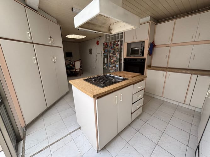 Casa de 3 alcobas en venta en Santa Barbara Alta, Bogotá, 394 m² · foto 12 de 24
