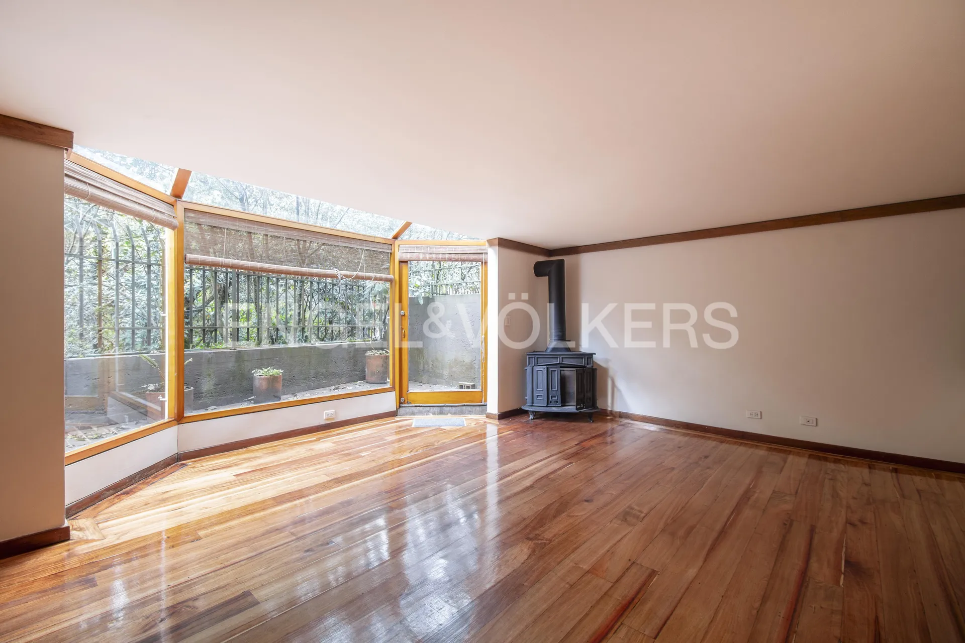 Apartamento en venta en Los Rosales, Bogotá · foto 2 de 11