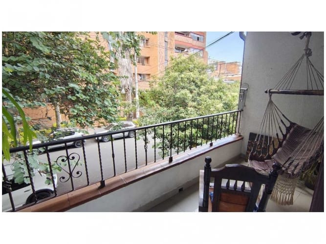 Casa en venta en La Castellana, Medellín, 630 m² · foto 14 de 20