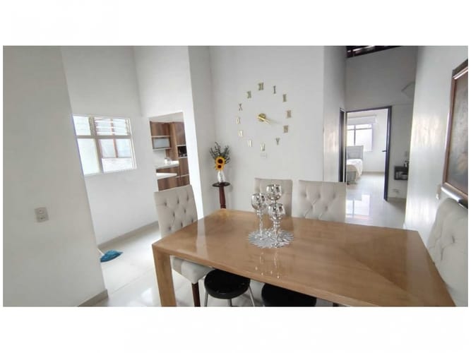 Casa en venta en La Castellana, Medellín, 630 m² · foto 16 de 20