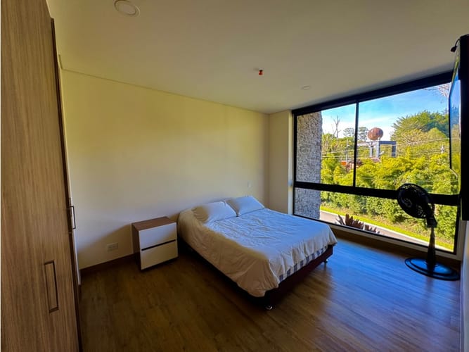 Apartamento de 2 alcobas en venta en Llano Grande, Rionegro, 142 m² · foto 10 de 24