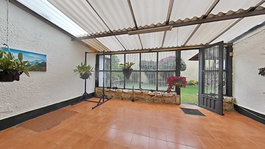 Casa en venta en Cedro Bolivar, Bogotá · foto 2 de 24