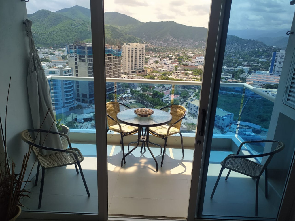 Apartamento en venta en Urbanizacion Salguero, Santa Marta · foto 2 de 24