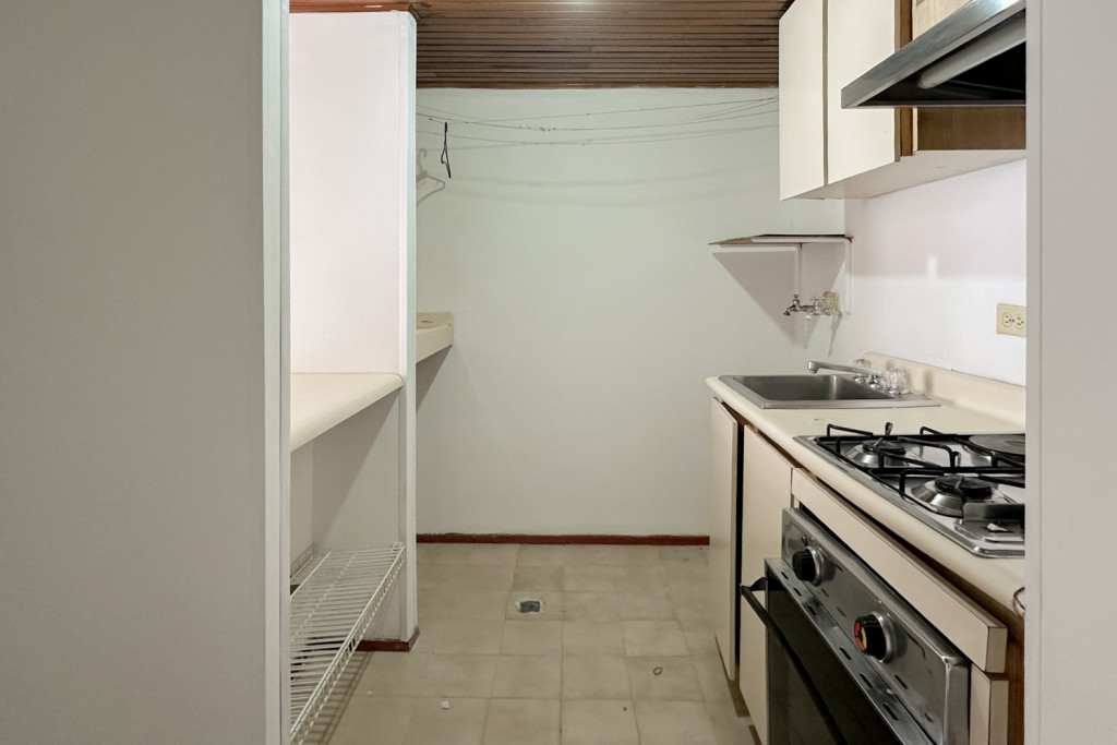 Apartamento en venta en Cedritos, Bogotá · foto 3 de 14