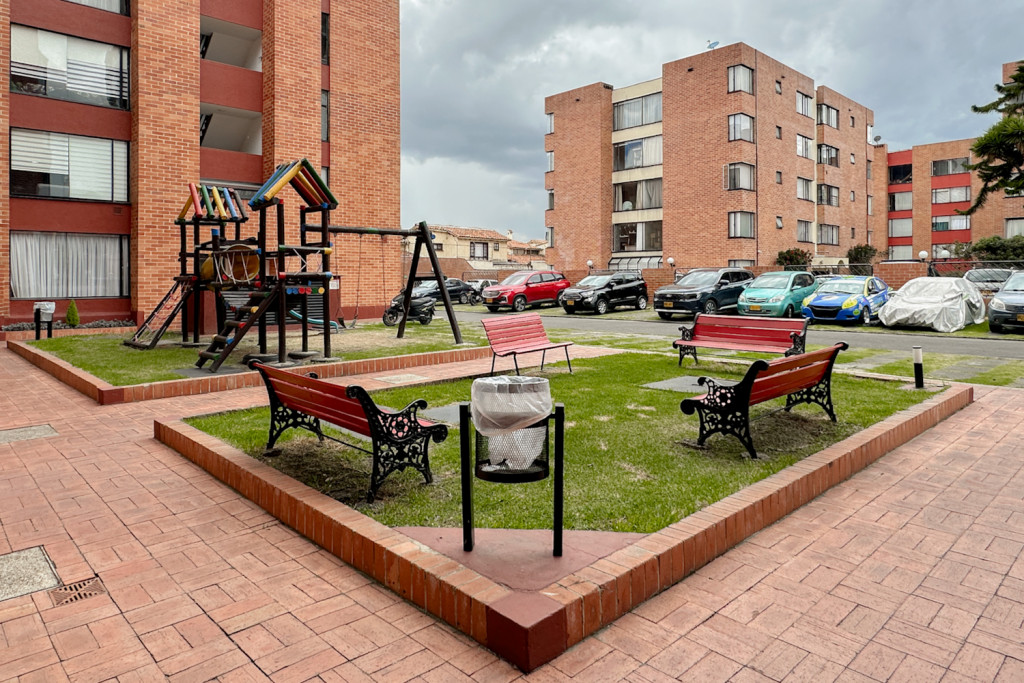 Apartamento en venta en Cedritos, Bogotá · foto 14 de 14