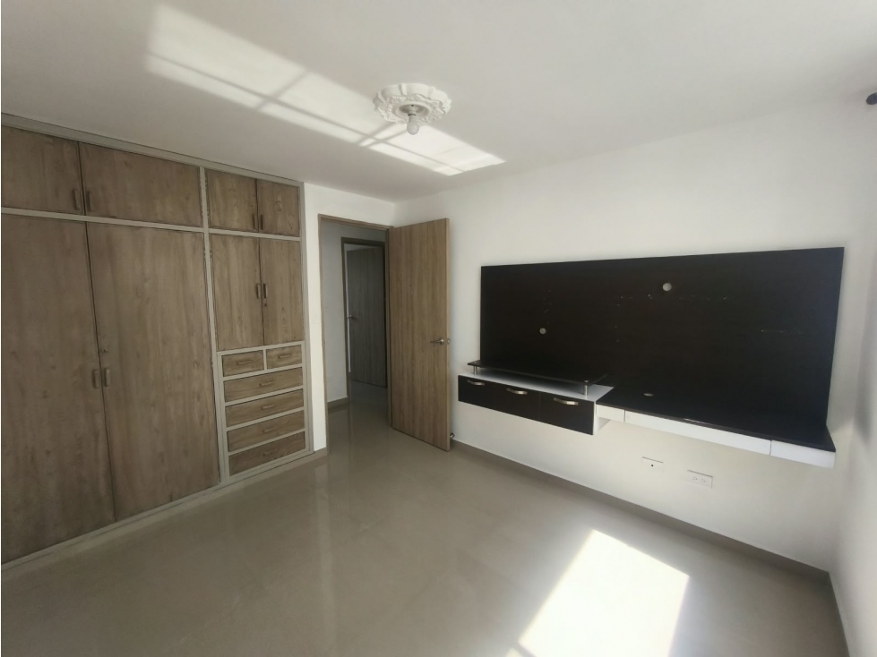 Apartamento en venta en Ciudad Capri, Cali · foto 8 de 24