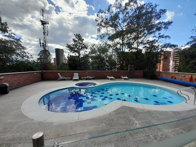 Apartamento de 2 alcobas en arriendo en Los Naranjos, Medellín, 76 m² · foto 17 de 17
