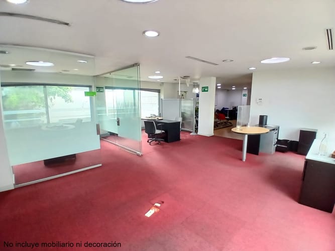 Local en arriendo en Castropol, Medellín, 597 m² · foto 6 de 10
