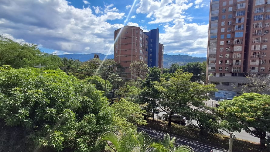 Apartamento de 3 alcobas en arriendo en La Aguacatala, Medellín, 170 m² · foto 7 de 17