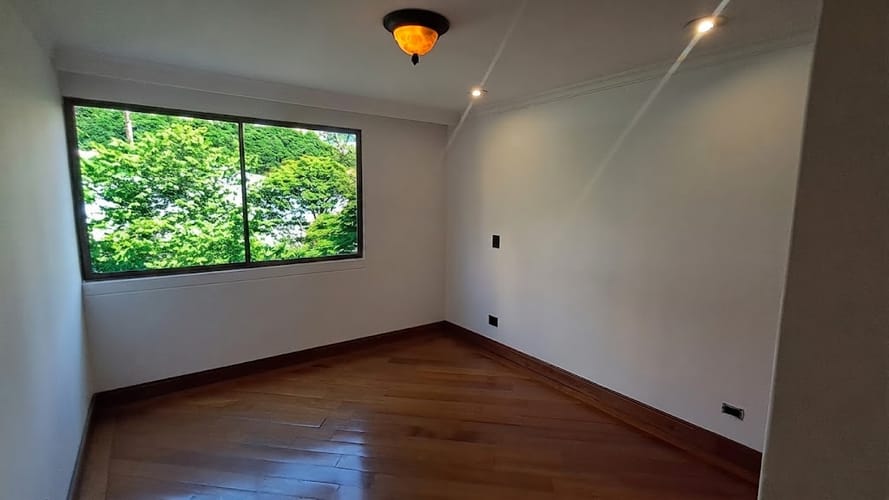 Apartamento de 3 alcobas en arriendo en La Aguacatala, Medellín, 170 m² · foto 14 de 17