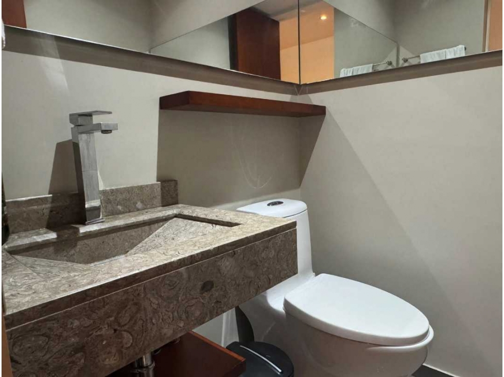 Apartamento en venta en Santa Barbara, Bogotá · foto 9 de 18