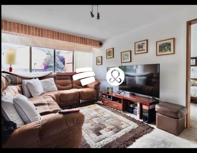 Casa en venta en Cerros De Suba, Bogotá · foto 2 de 16