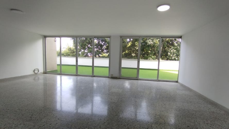 Apartamento de 3 alcobas en venta en Santa Monica, Cali, 163 m² · foto 5 de 17