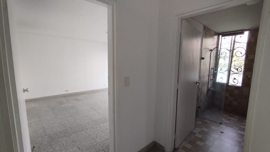 Apartamento de 3 alcobas en venta en Santa Monica, Cali, 163 m² · foto 13 de 17