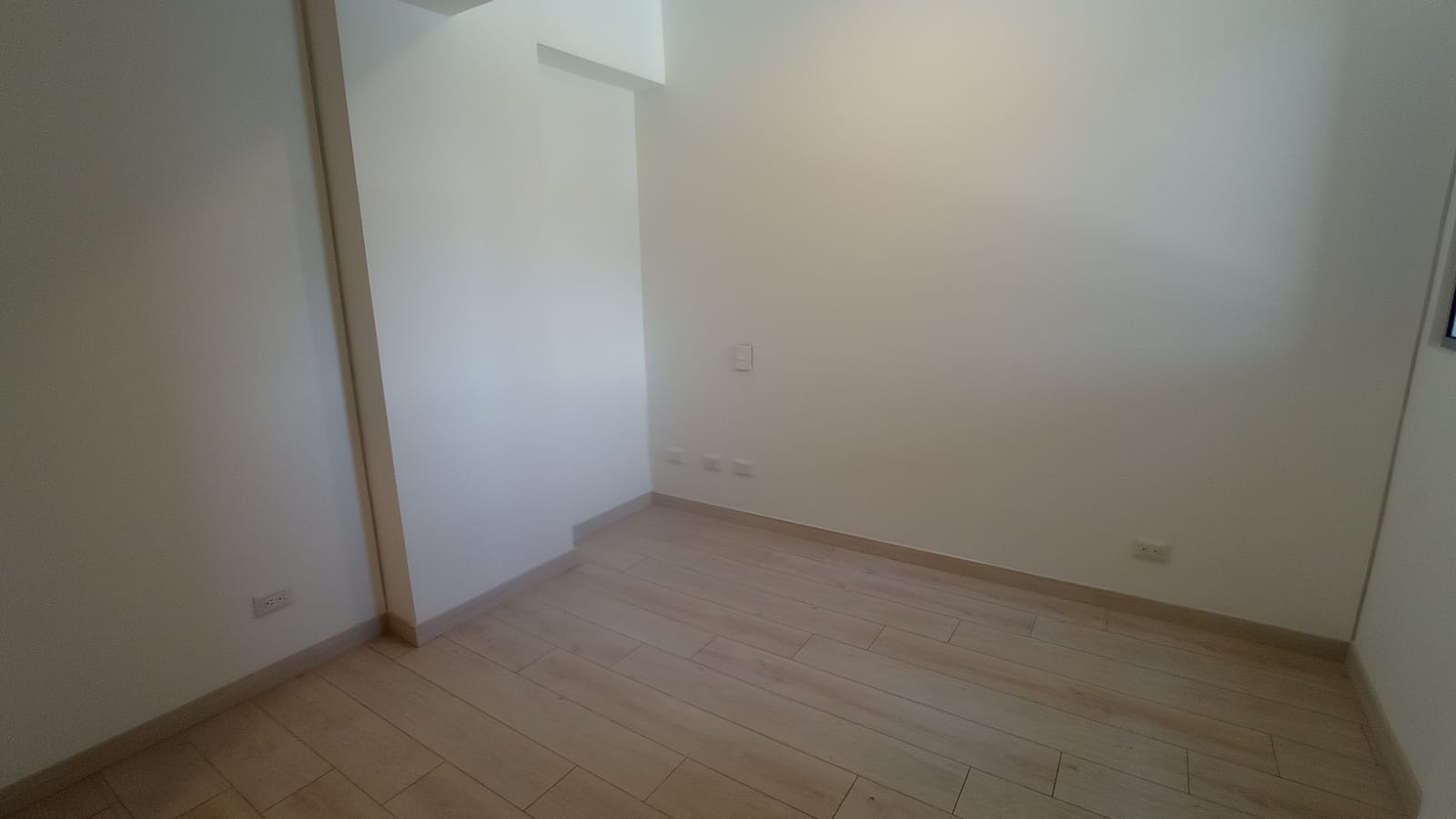 Apartamento en arriendo en Las Vegas, Envigado · foto 4 de 19