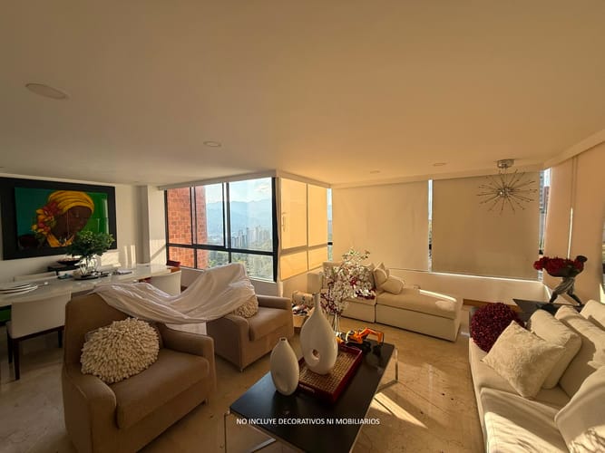 Apartamento en arriendo en El Poblado, Medellín · foto 2 de 12