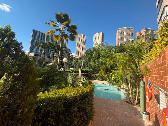 Apartamento en arriendo en El Poblado, Medellín · foto 6 de 12