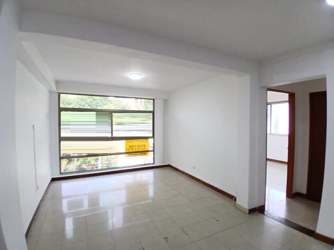 Oficina en arriendo en Santa María De Los Ángeles, Medellín, 217 m² · foto 9 de 10