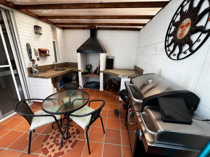 Casa de 4 alcobas en venta en El Castillo, Jamundí, 179 m² · foto 7 de 24
