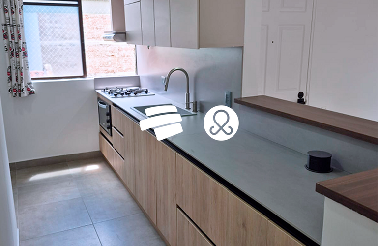 Apartamento de 3 alcobas en venta en Laureles, Medellín, 78 m² · foto 2 de 9