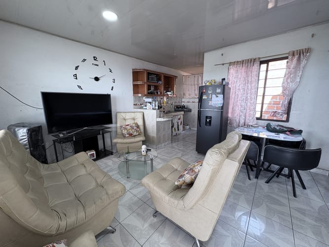 Edificio en venta en Puerto Isaacs, Yumbo, 303 m² · foto 2 de 19