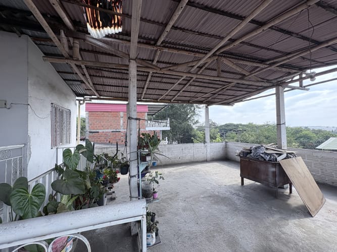 Edificio en venta en Puerto Isaacs, Yumbo, 303 m² · foto 14 de 19
