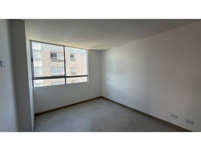 Apartamento de 2 alcobas en venta en Centro, Rionegro, 76 m² · foto 5 de 10