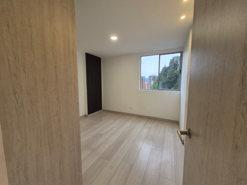 Apartamento en venta en El Chingui, Envigado · foto 8 de 13