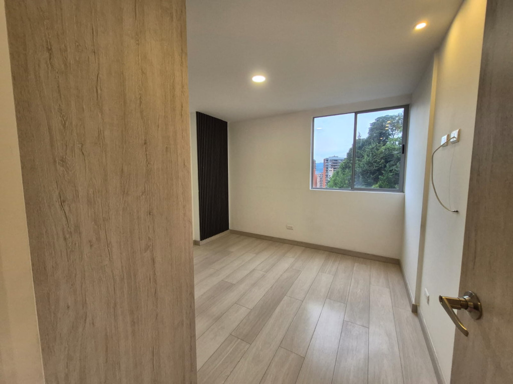 Apartamento en venta en El Chingui, Envigado · foto 11 de 13