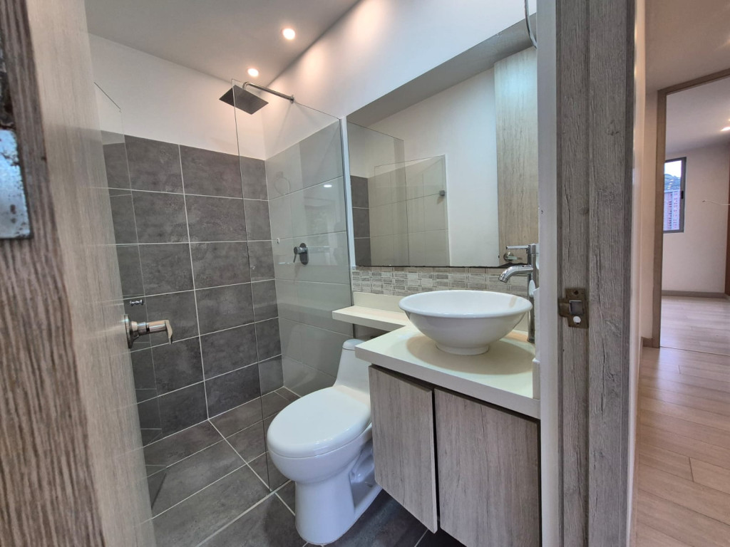 Apartamento en venta en El Chingui, Envigado · foto 12 de 13