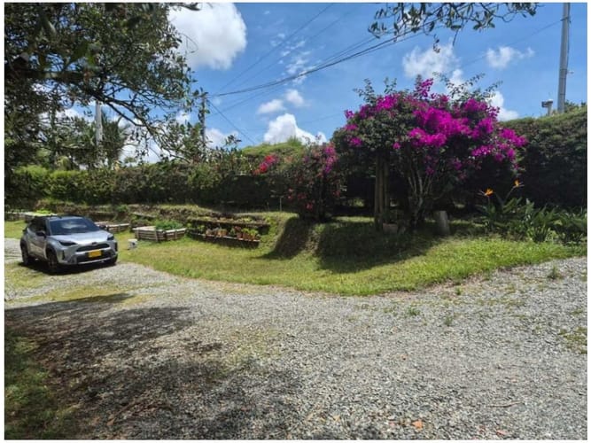 Finca en venta en Maria Auxiliadora, Marinilla, 100 m² · foto 2 de 18