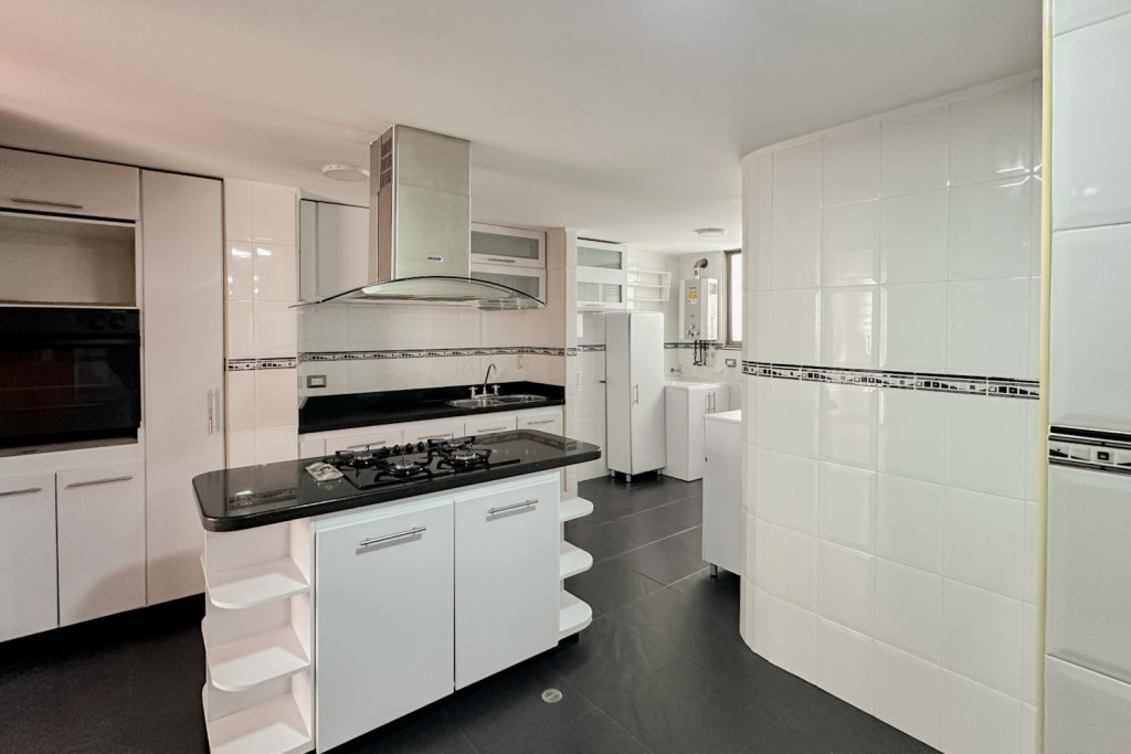 Apartamento en venta en El Batán, Bogotá · foto 4 de 24