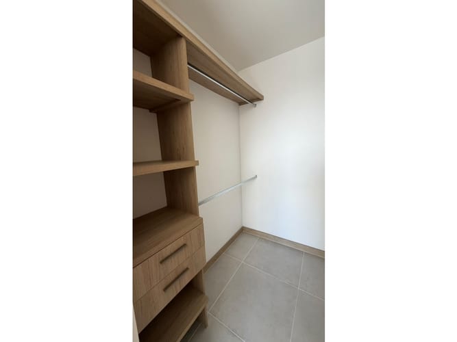 Apartamento de 2 alcobas en venta en Centro, Rionegro, 90 m² · foto 11 de 15