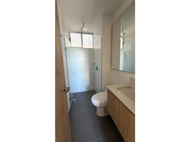 Apartamento de 2 alcobas en venta en Centro, Rionegro, 90 m² · foto 12 de 15