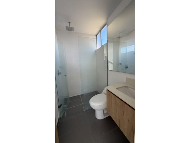 Apartamento de 2 alcobas en venta en Centro, Rionegro, 90 m² · foto 13 de 15