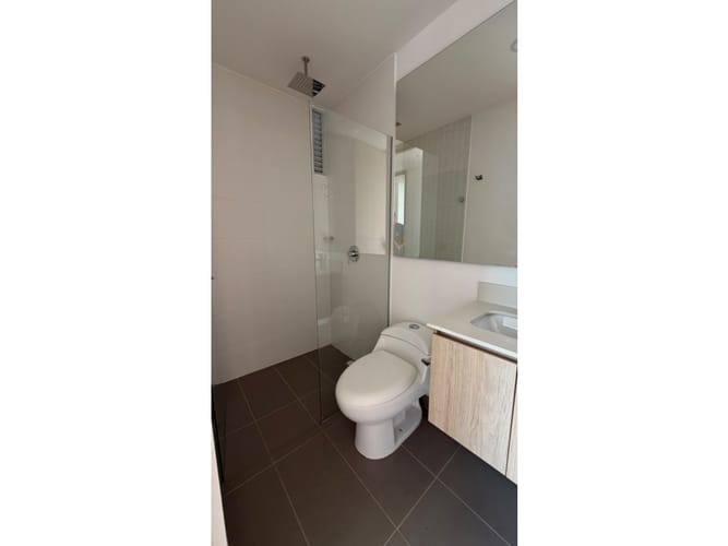 Apartamento de 2 alcobas en venta en Centro, Rionegro, 90 m² · foto 14 de 15