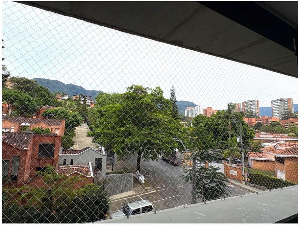 Apartamento en venta en Loma Benedictinos, Envigado · foto 3 de 14